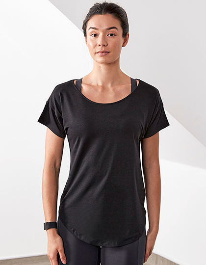 Scoop Neck T
